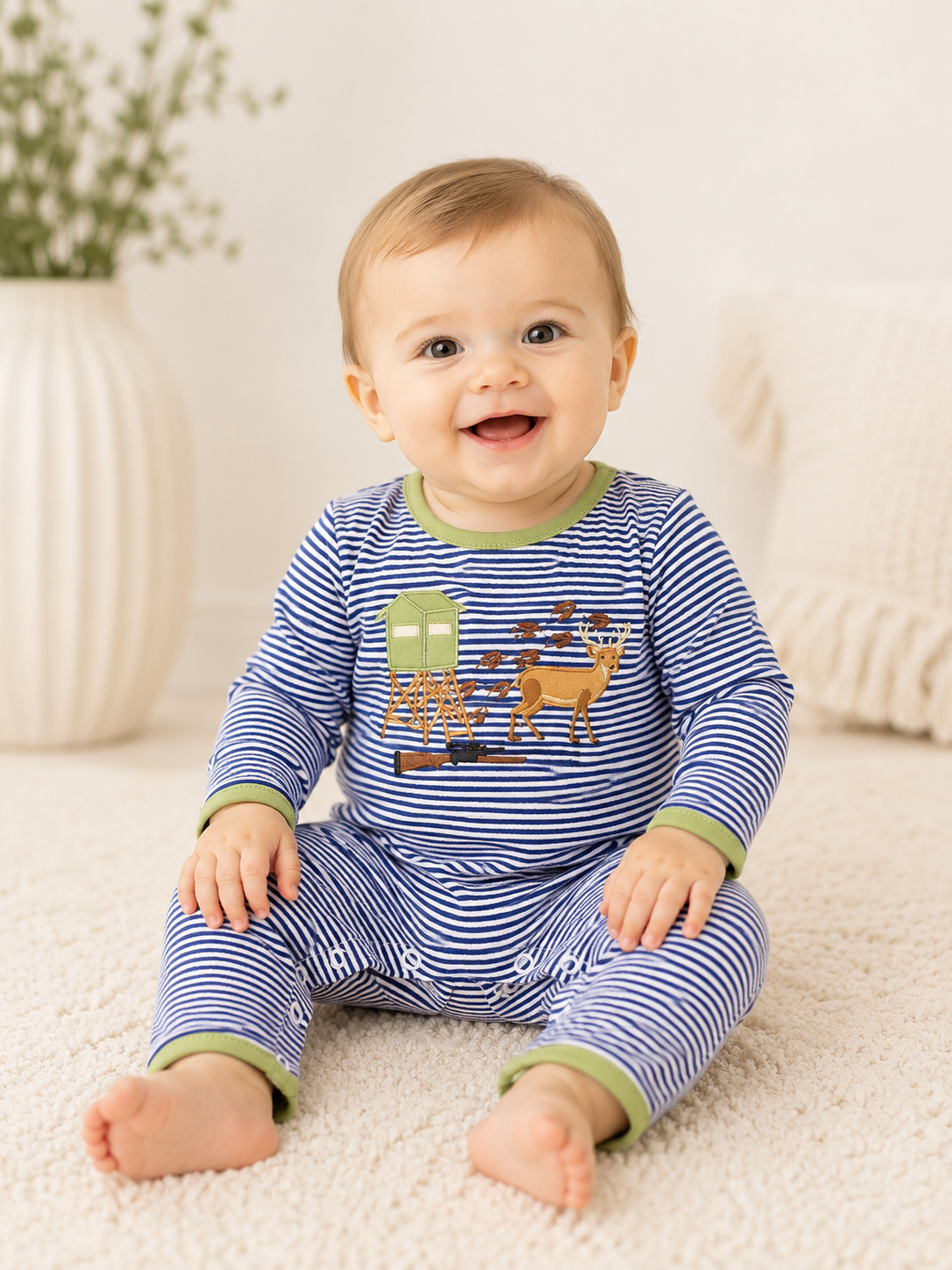 Evening hunt applique romper