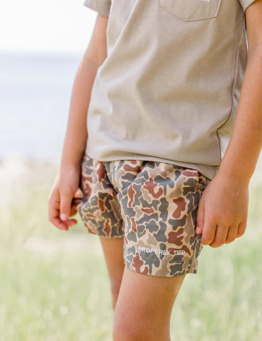 Boys mallard short vintage camo