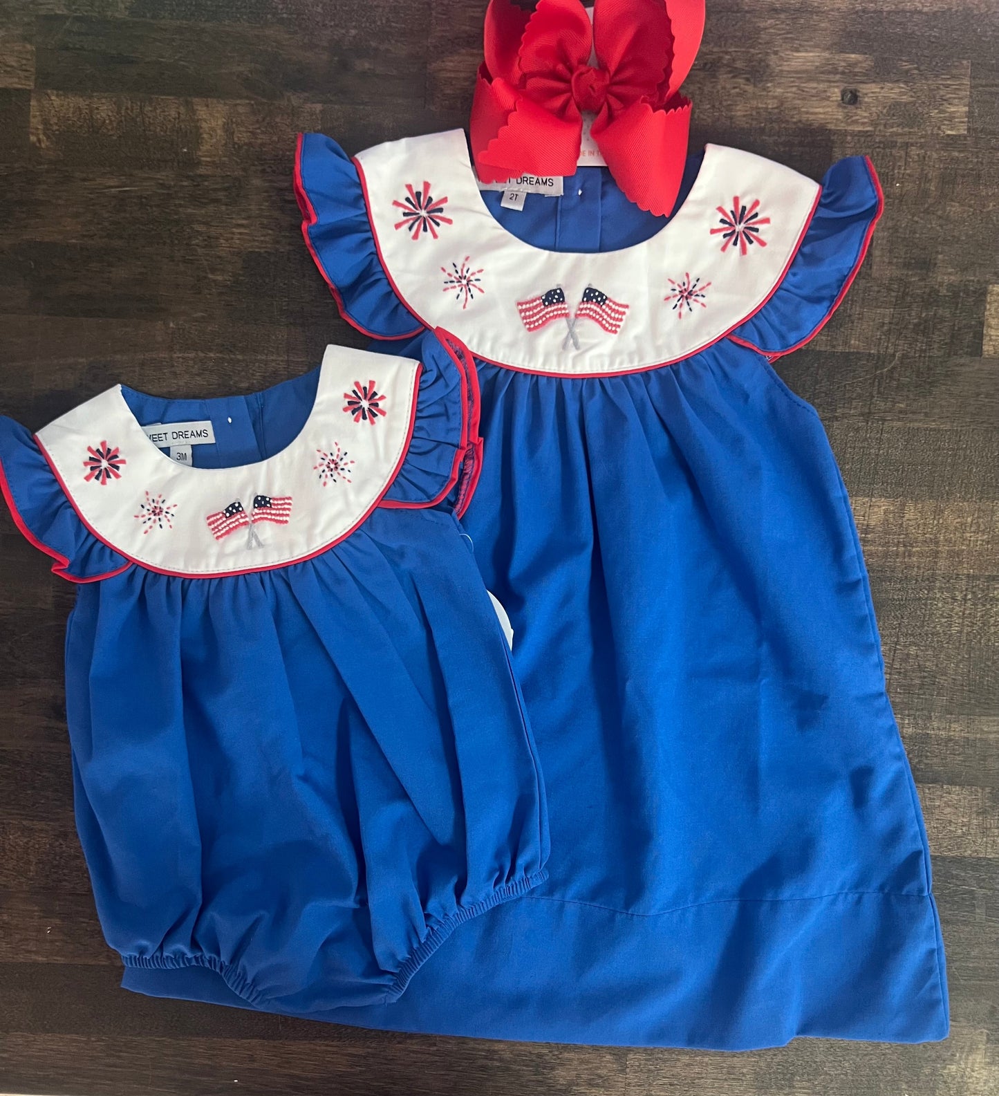 Happy 4th girl bubble