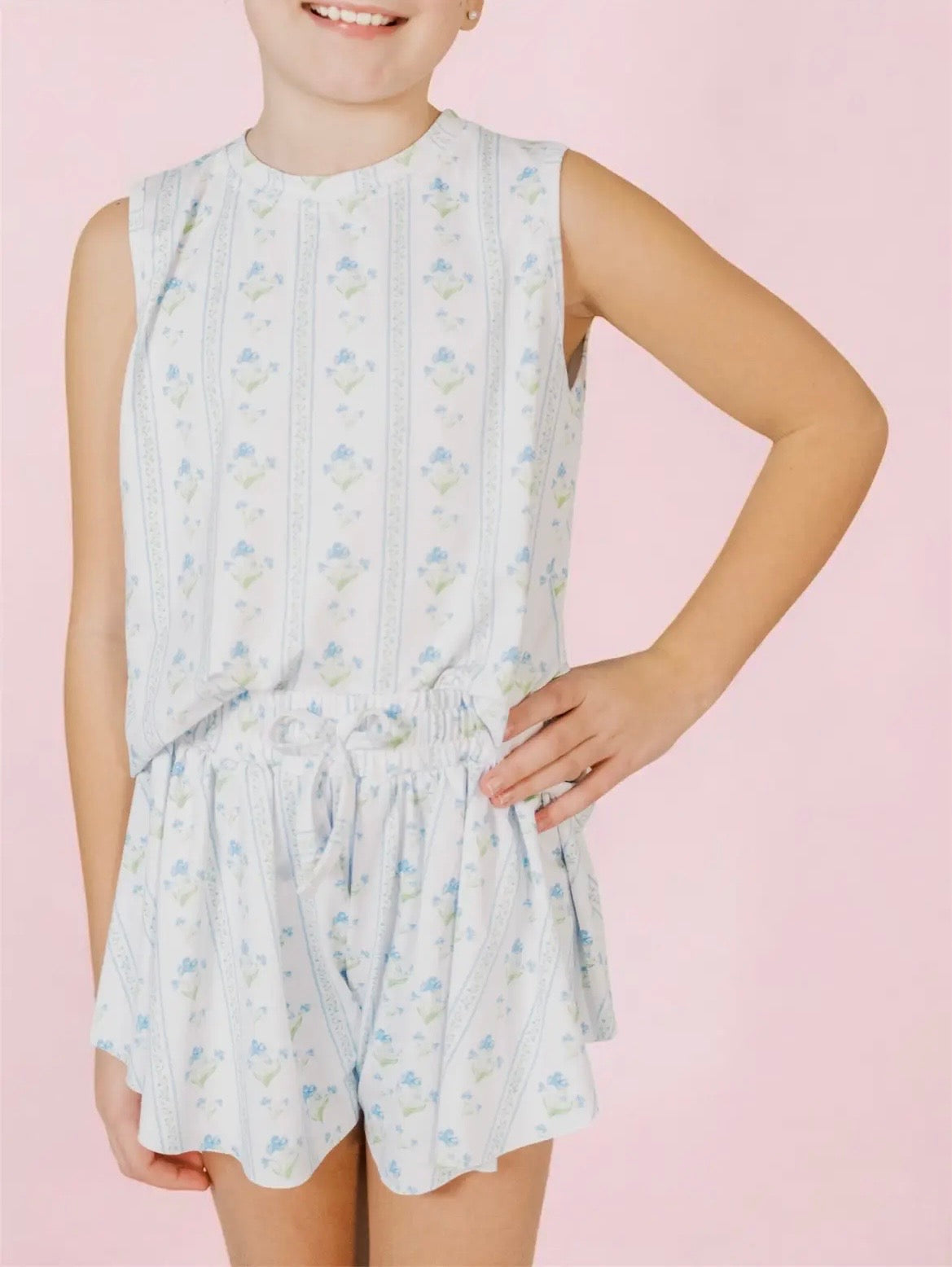 Lillie Set in Blue Trellis