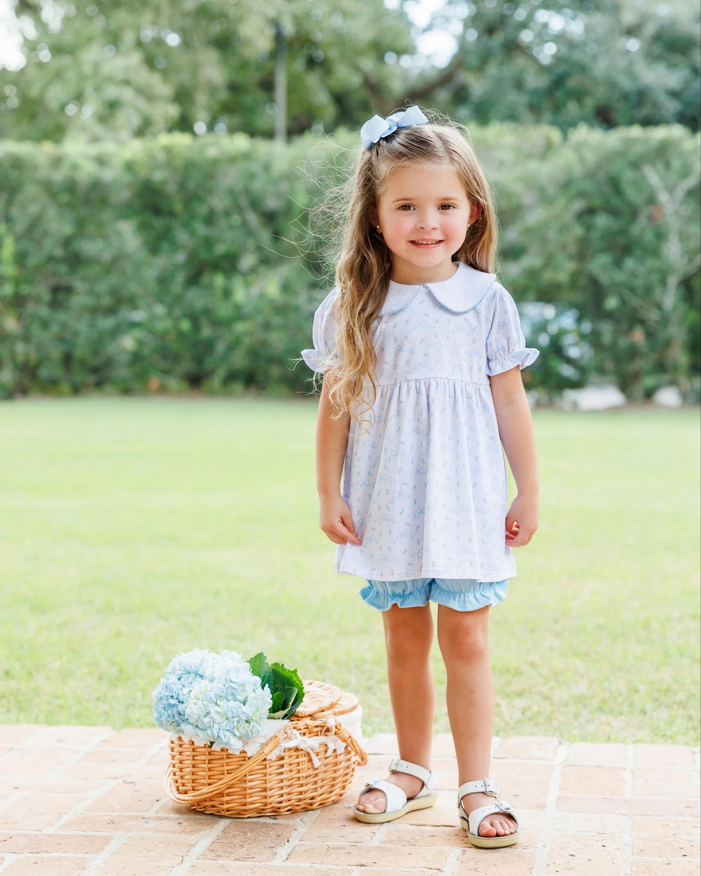 Blooming bows set
