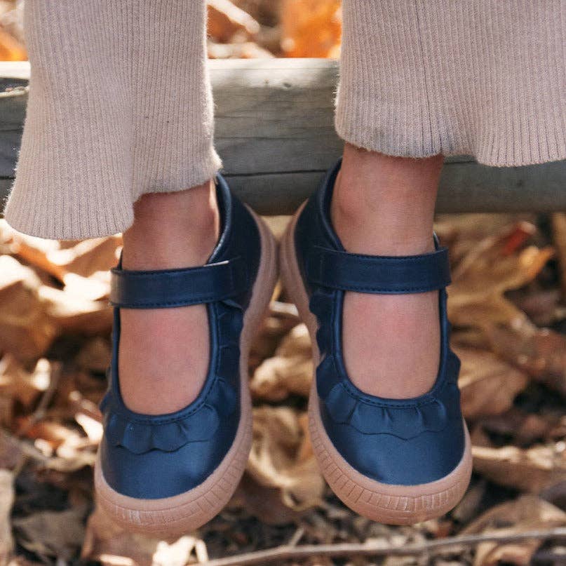 Amina Girls Hook & Loop Shoe