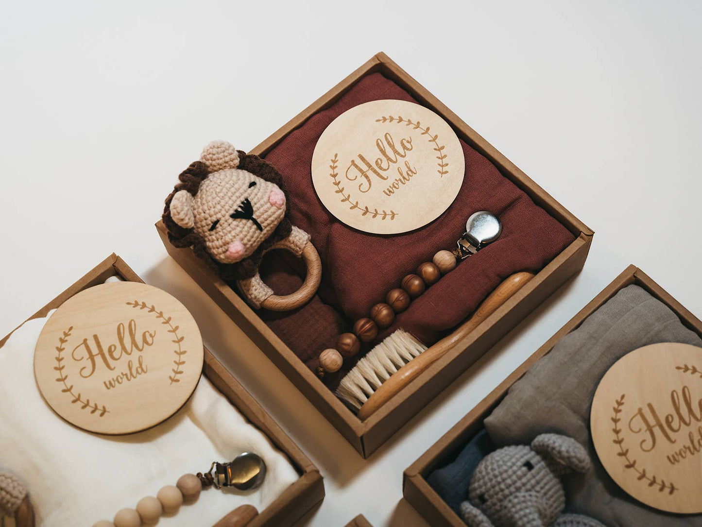 Welcome Baby Gift Box - Charming 6-Piece Set for Newborns