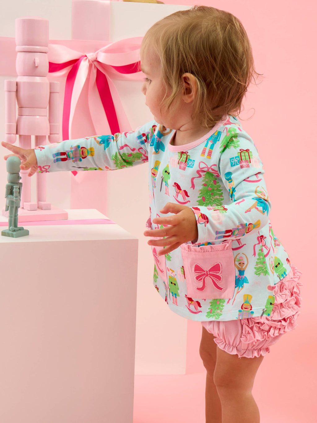 Baby Girls Nutcracker Christmas Wishes Knit Long Sleeve Applique Pocket Swing Top & Ruffle Bloomer Set