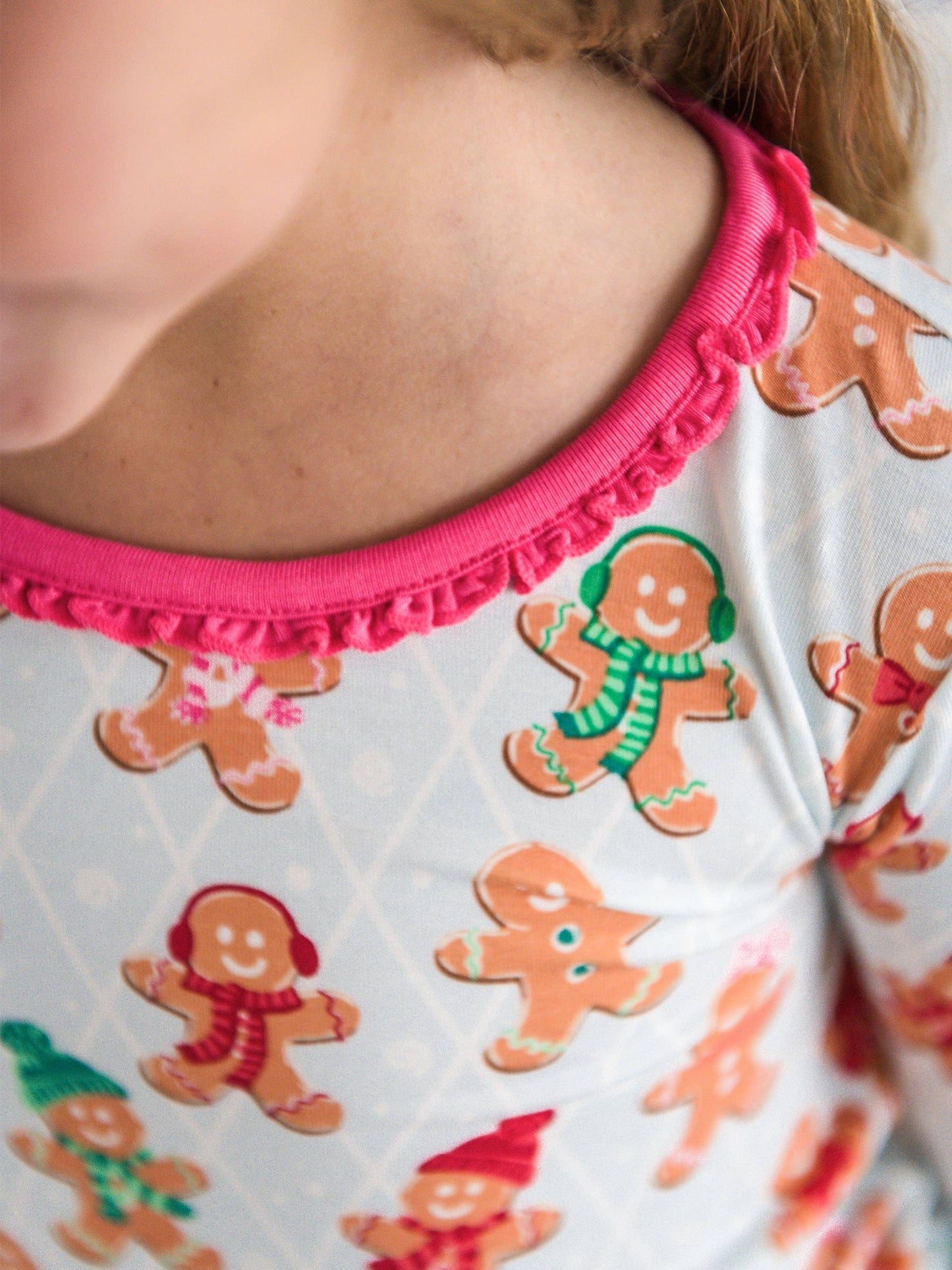 SoftSnooze™ Girls Bamboo Viscose Pink Gingerbread Buddies Ruffle Long Sleeve Pajama Set