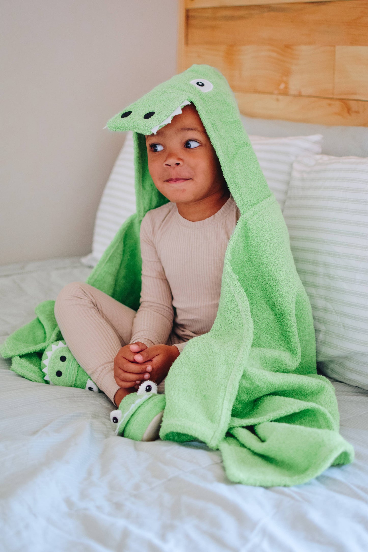 Alligator Hooded Towel for toddlers ages 2 to 8 years old