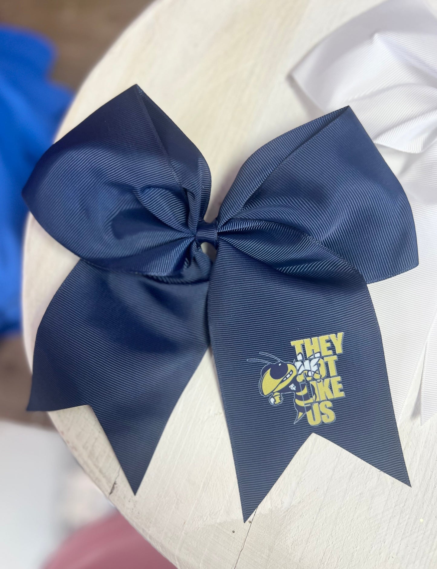 TC Cheer bow with clip