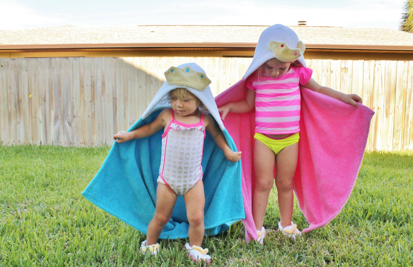 Pink Princess hooded towel for toddlers ages 2 to 8 years