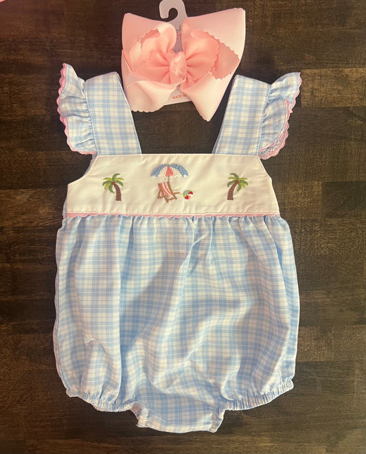 Beachside plaid girl bubble