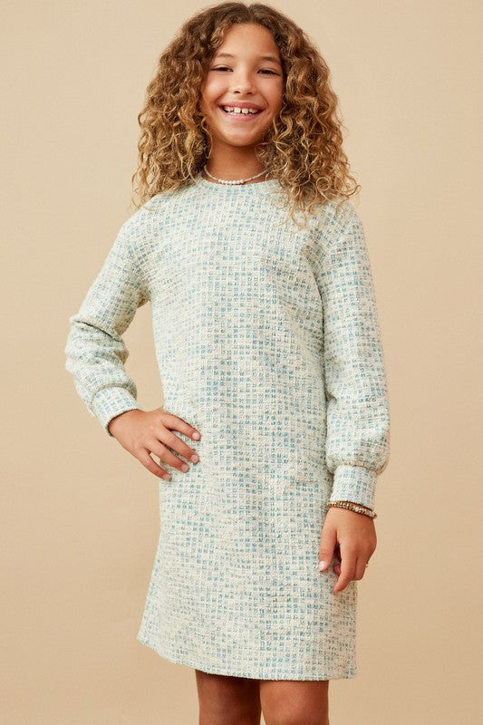 Green long sleeve shift dress