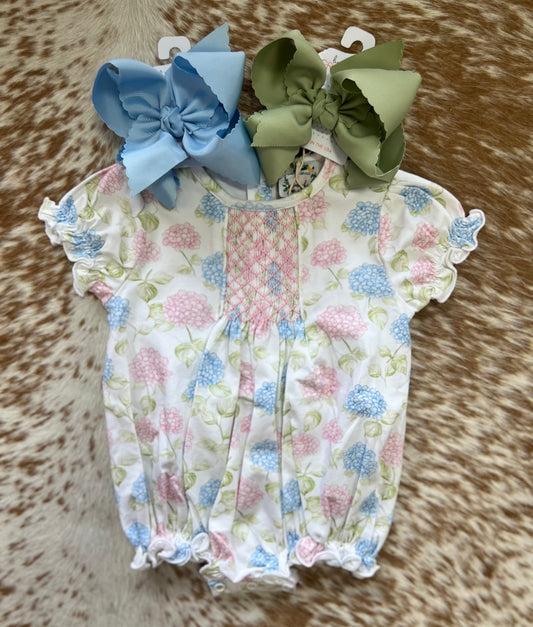 Smocked hydrangea bubble