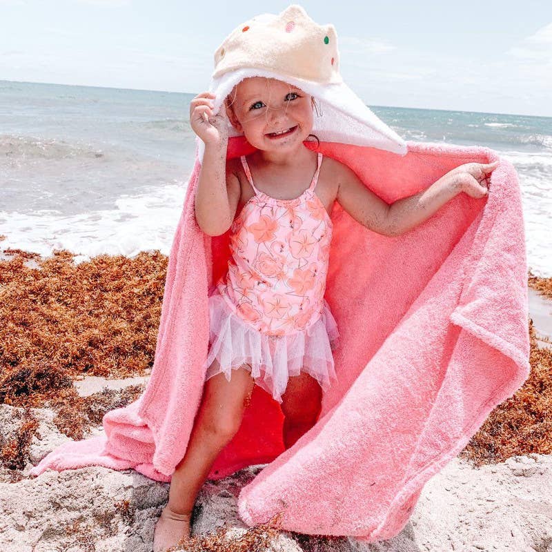 Pink Princess hooded towel for toddlers ages 2 to 8 years