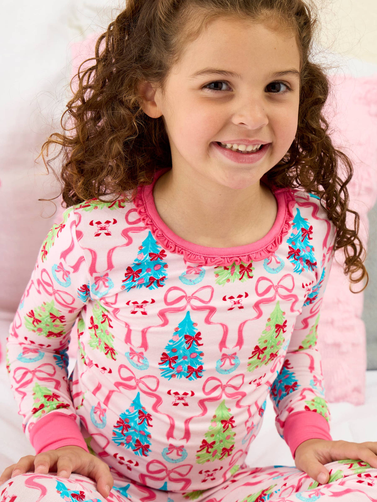 SoftSnooze™ Girls Bamboo Viscose Merry & Bright Christmas Bows Ruffle Long Sleeve Pajama Set