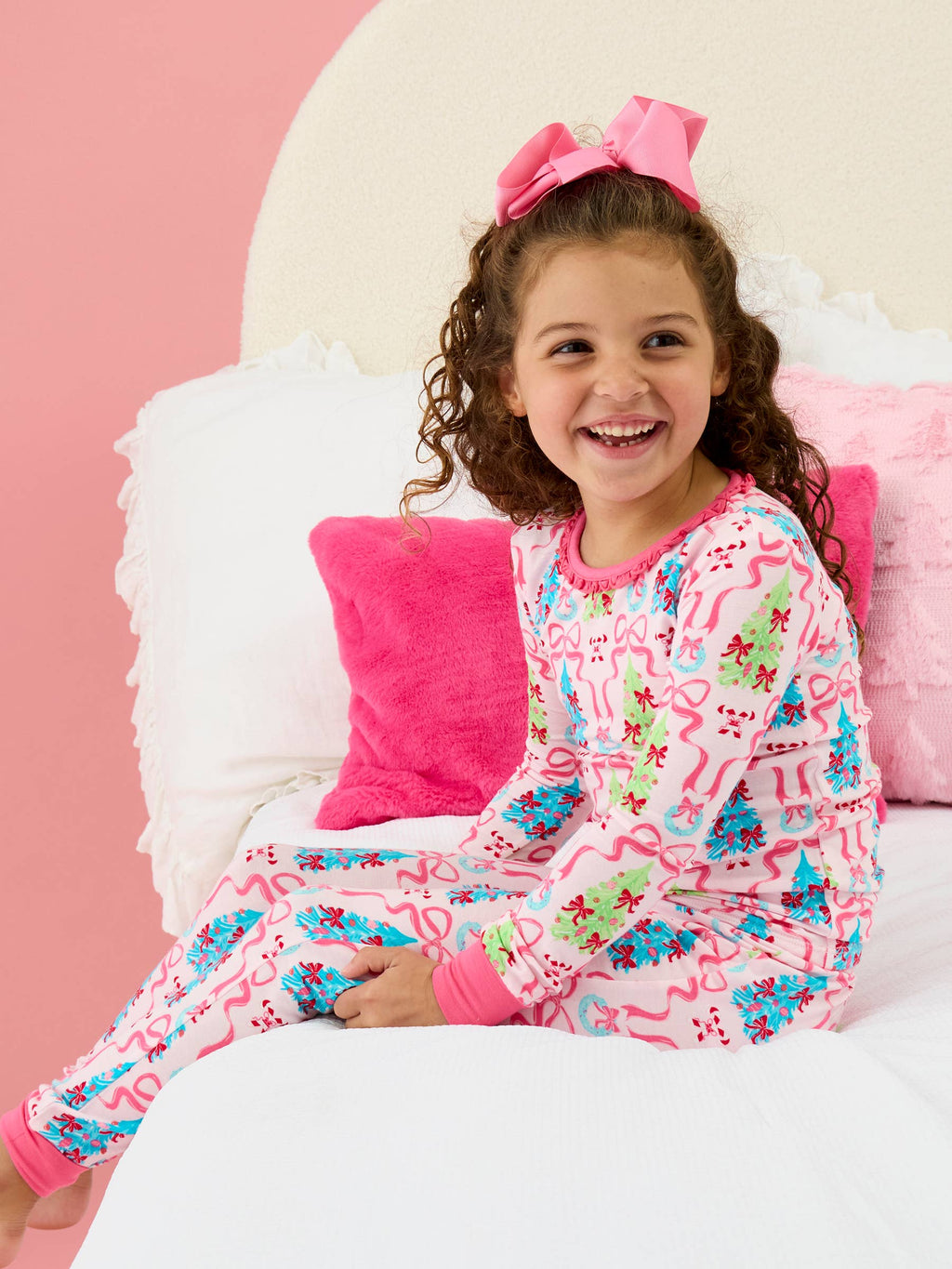 SoftSnooze™ Girls Bamboo Viscose Merry & Bright Christmas Bows Ruffle Long Sleeve Pajama Set